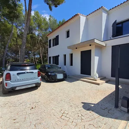 Réminiscence 12 People With Pool Villa *